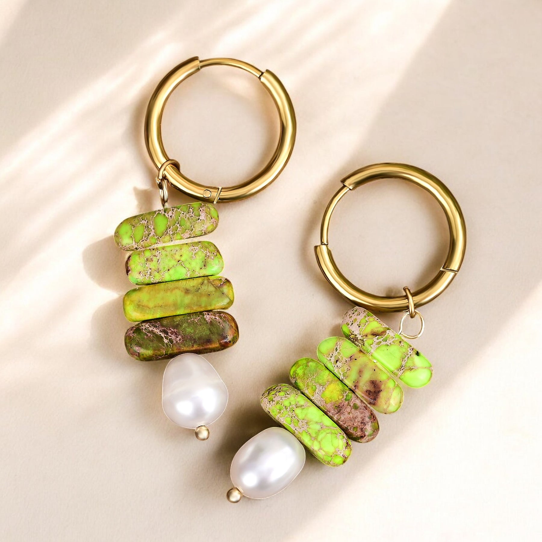 Brincos de Argola Ocean Bliss com Pérola e Jaspe Verde