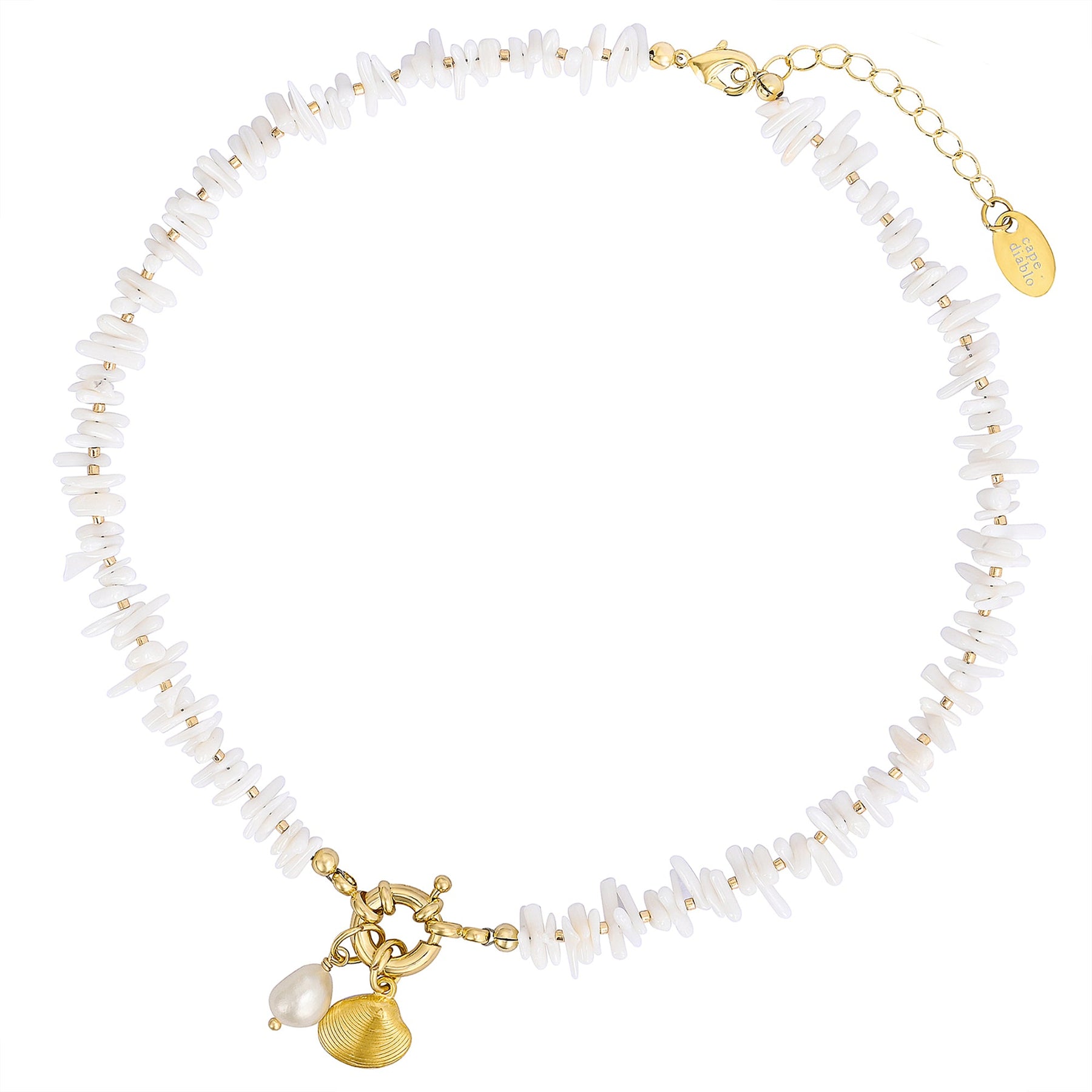 Colar de Pérolas com Conchas Costeiras