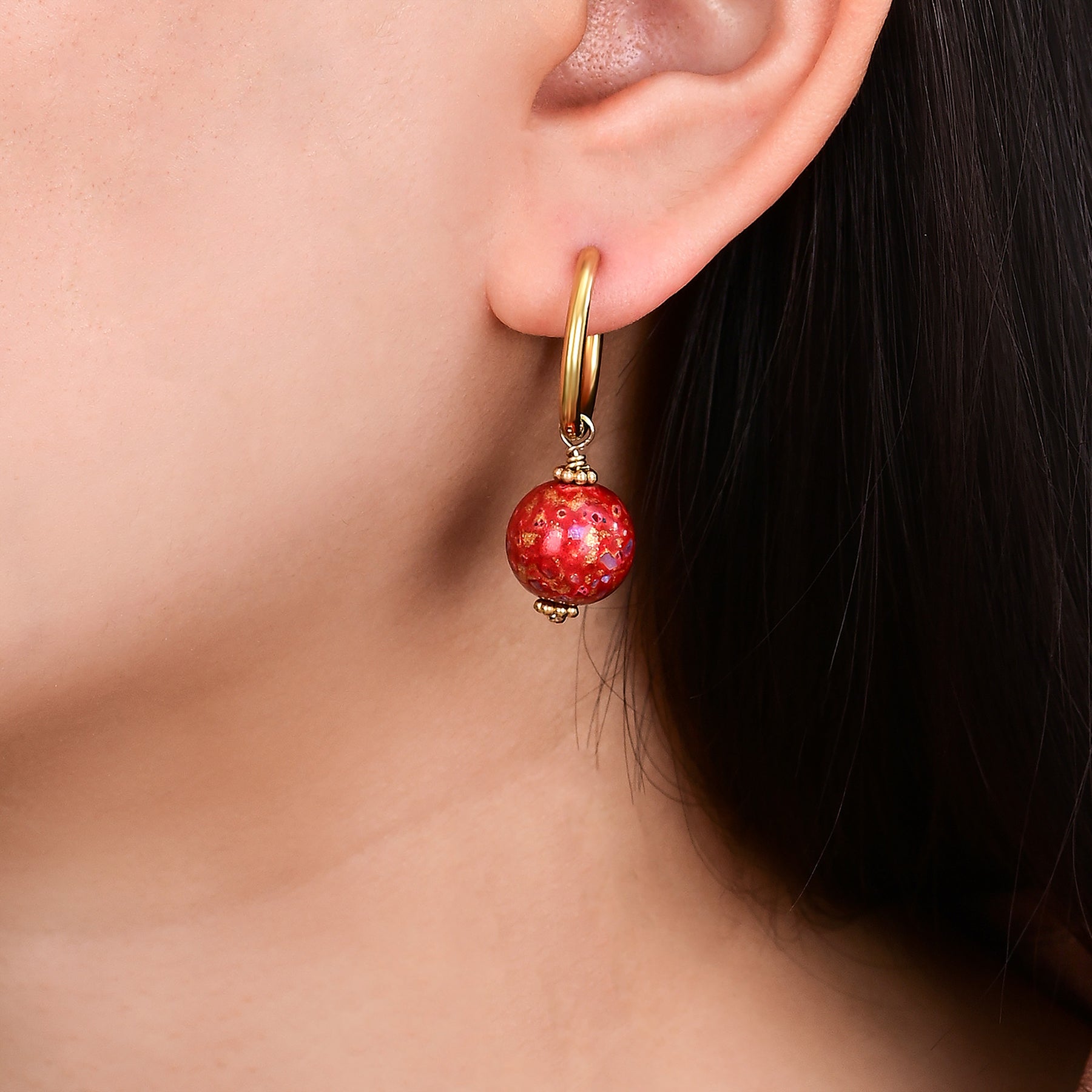 Brincos de Argola com Esferas Salpicadas Crimson Orbit