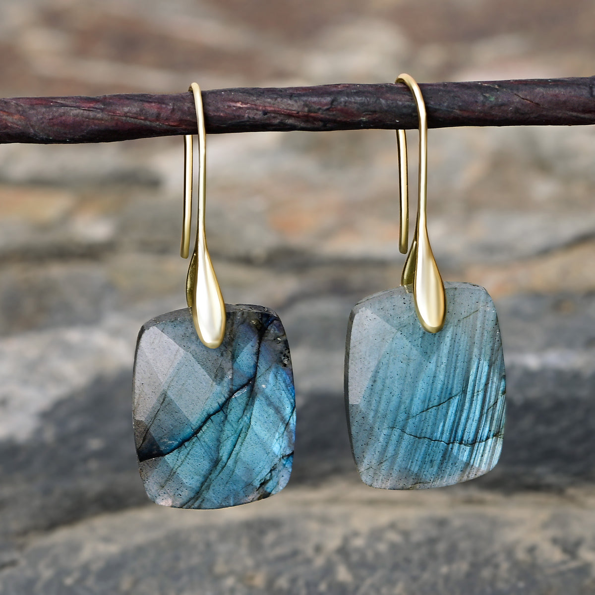 Brincos Labradorite Glow Drops