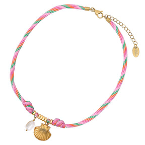 Colar com Pendente de Concha à Beira-Mar