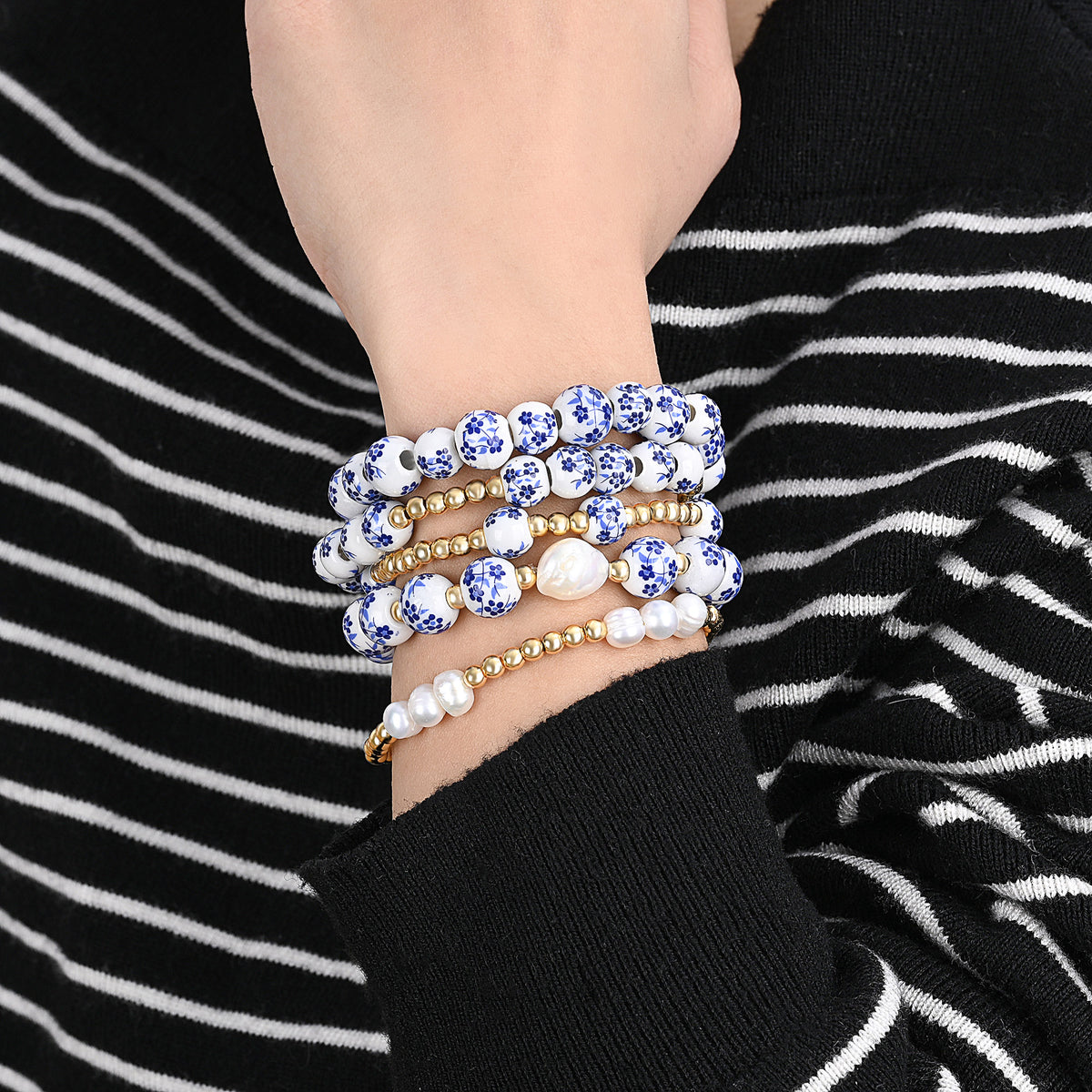 Pulseira de Pérolas Azure Bloom