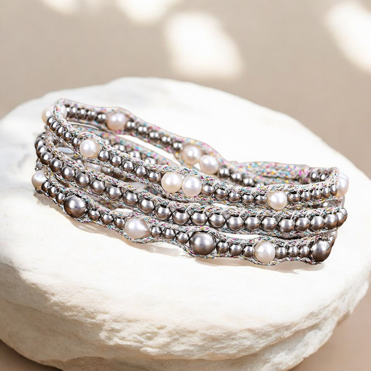 Pulseira de Proteção com Pérola Brilhante