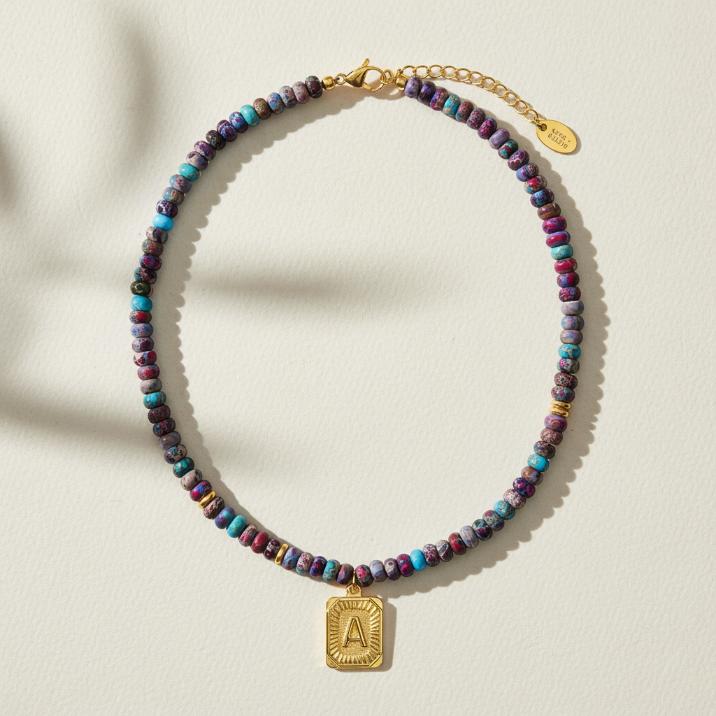 Colar com Letra de Jaspe Imperial Azul