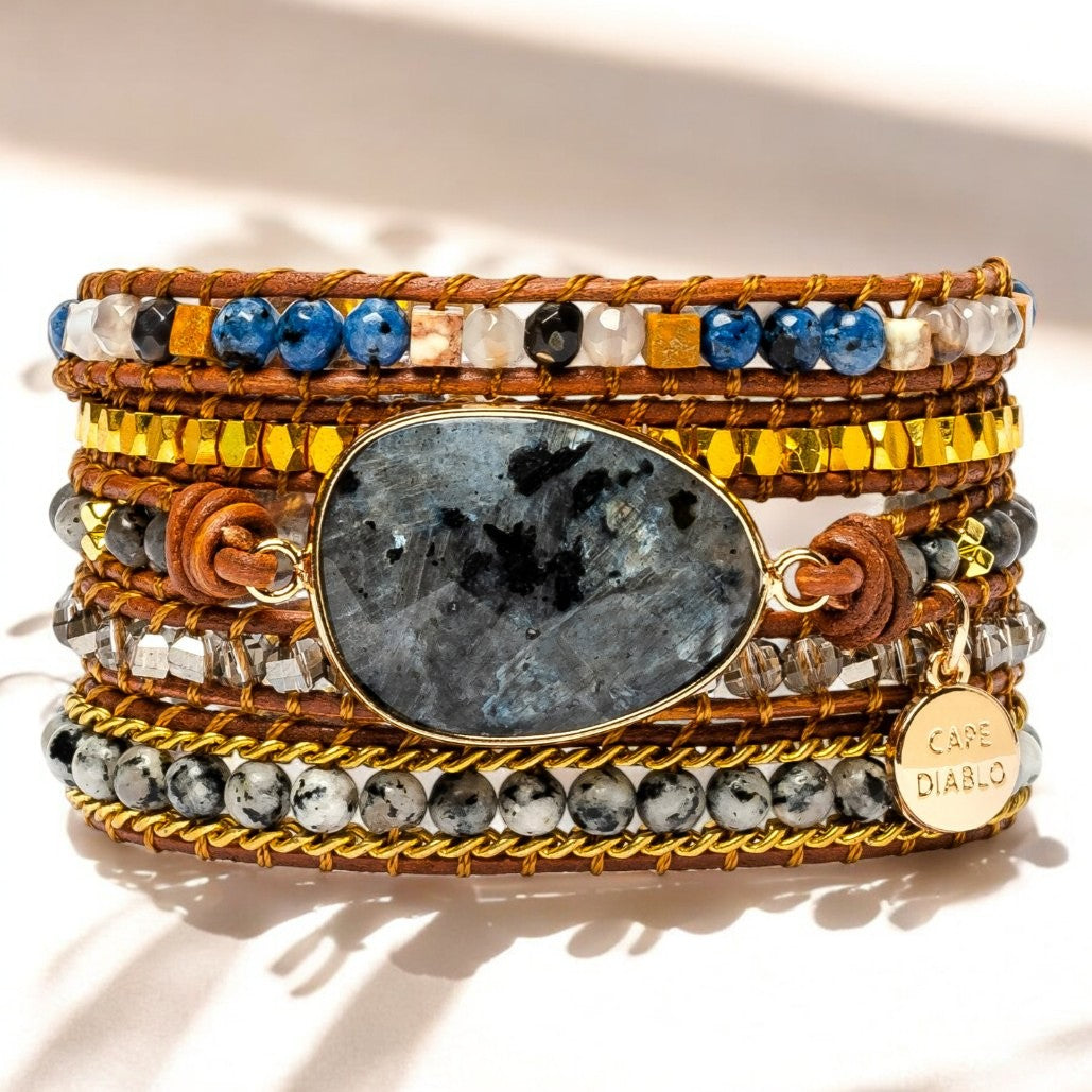 Pulseira Envolvente de Labradorite Etérea
