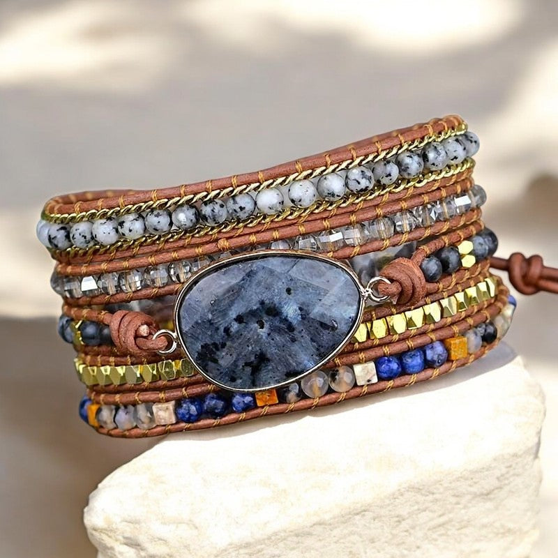 Pulseira Envolvente de Labradorite Etérea
